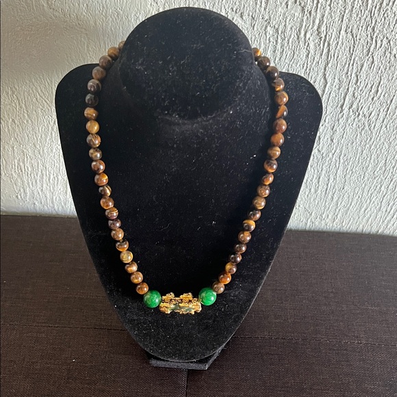Julie Handcrafts Tiger eyes Beads & Green gemstone Jewelry - 1186*18’ Tiger Eye Gemstone Beads Necklace / gold plated Green Dragon Pendant .
